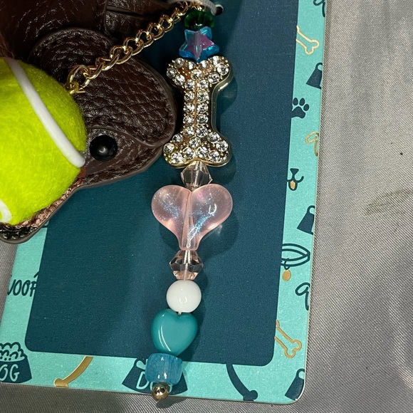 Piper K Dog Bag Charm with Red Bandana and Tennis Ball - Picture 5 of 6